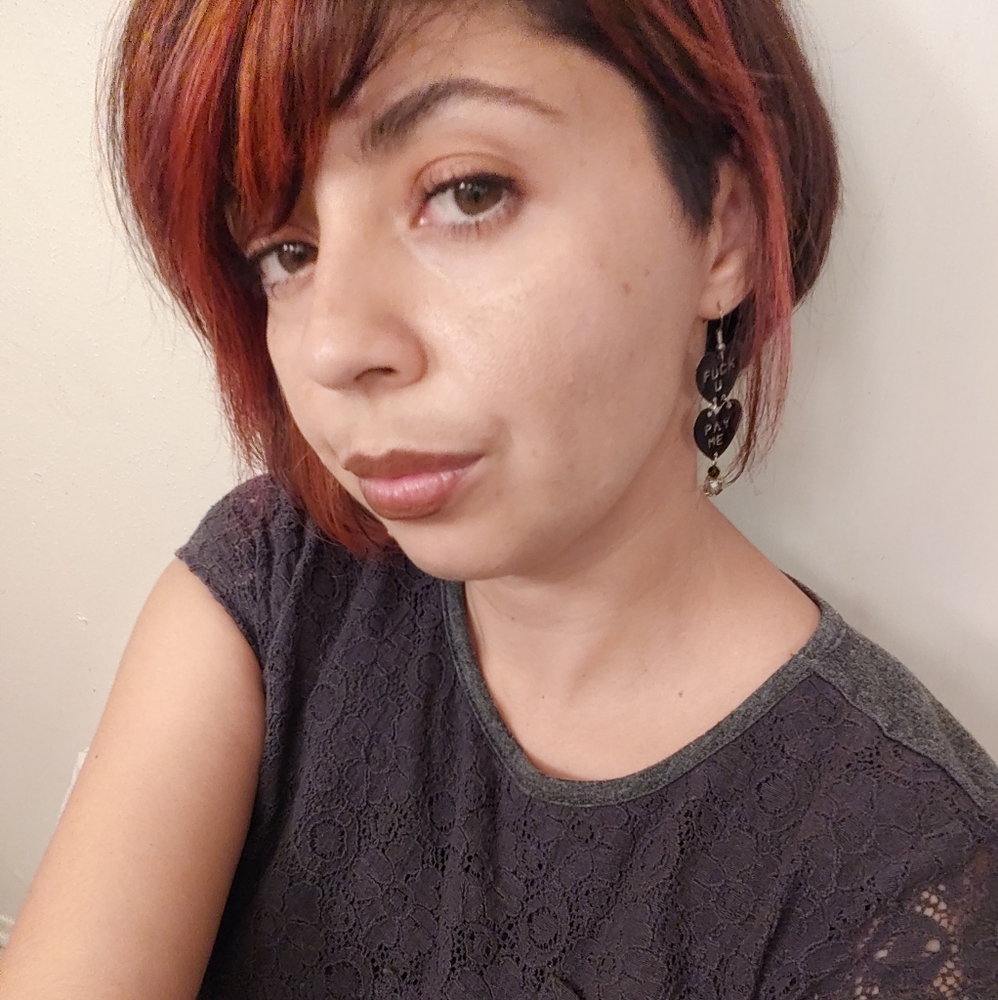 Meet your Posher, Nadia